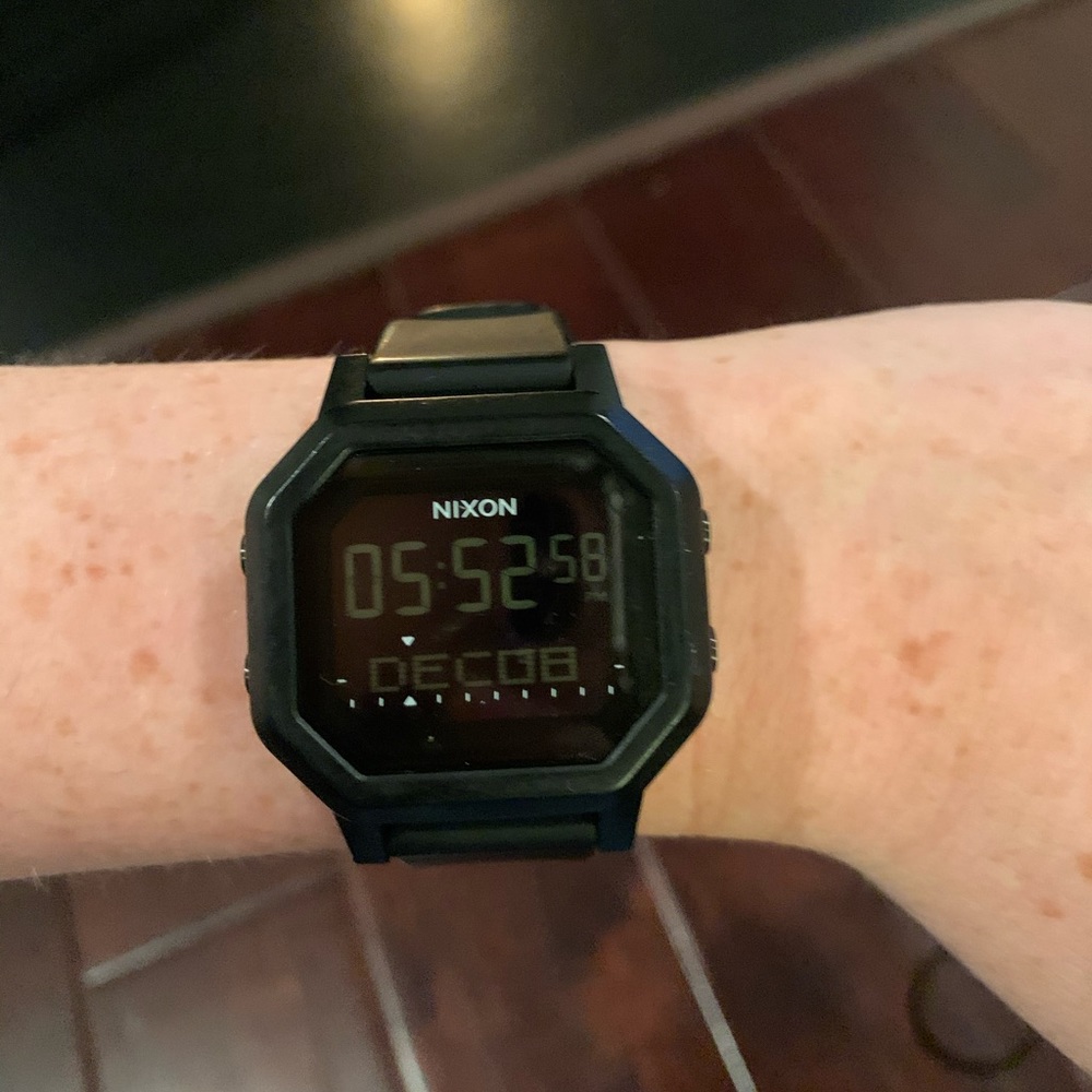 Nixon Siren Watch